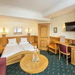 Hotel Alpina
