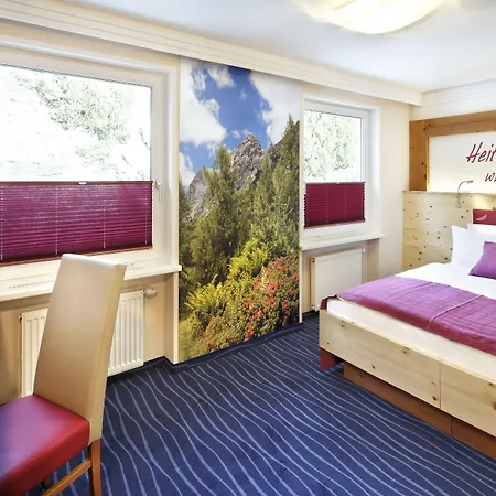 Hotel Alpina